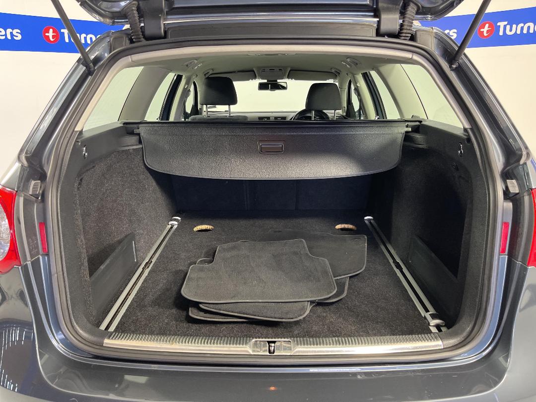 Photo '14' of Volkswagen Passat