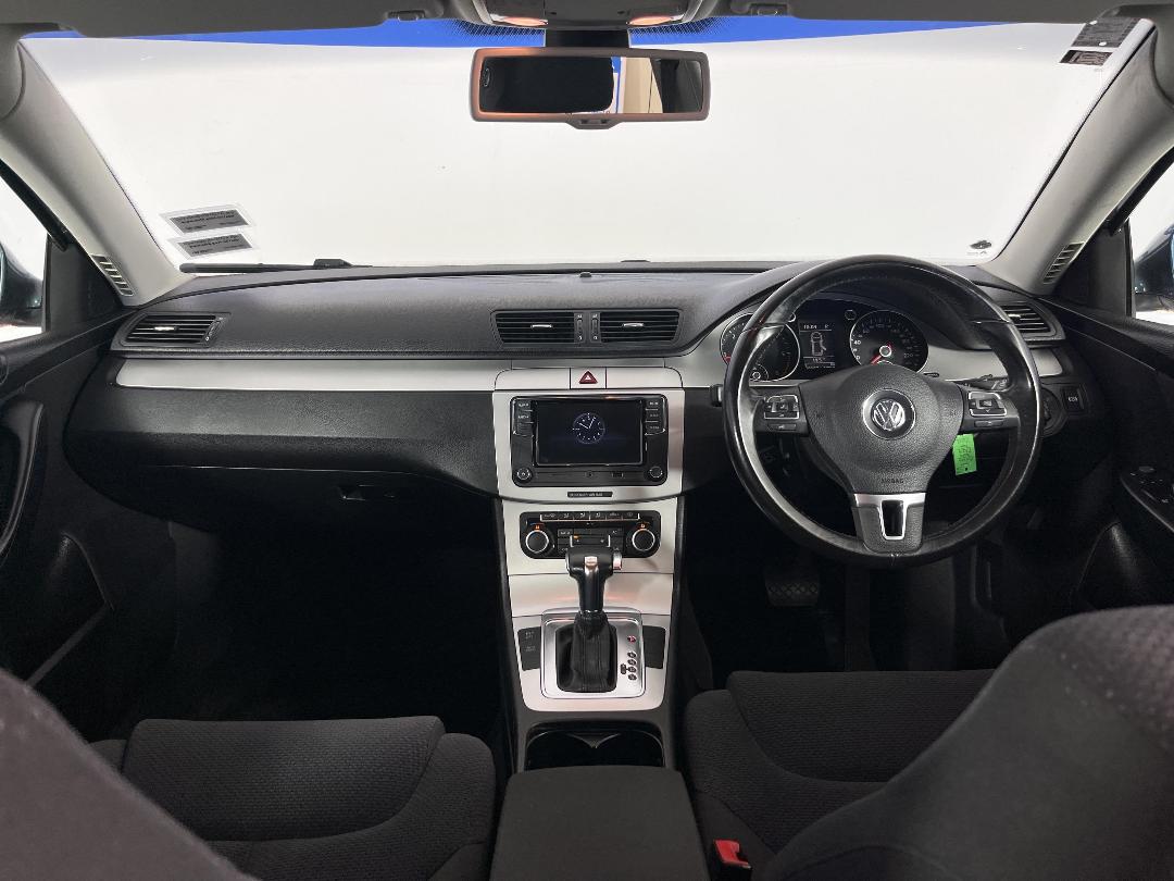 Photo '17' of Volkswagen Passat