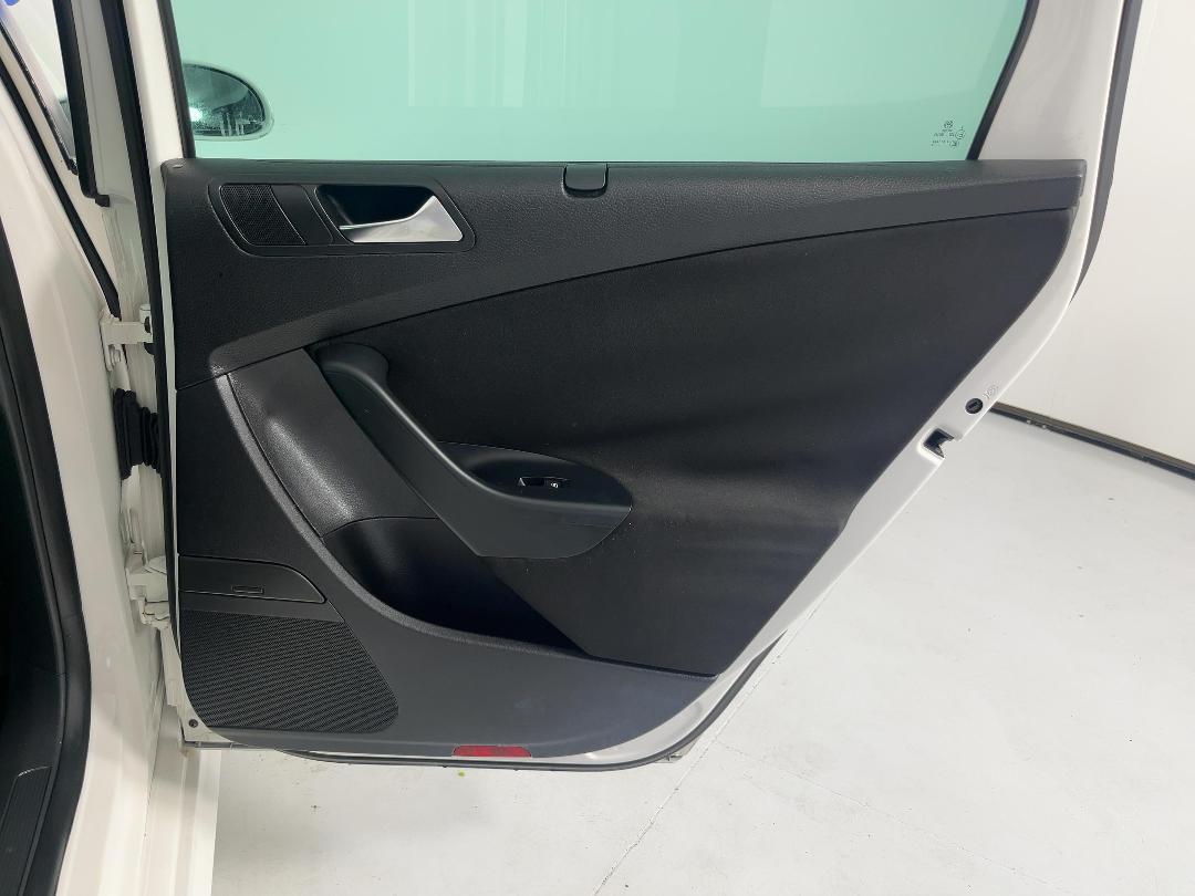 Photo '19' of Volkswagen Passat