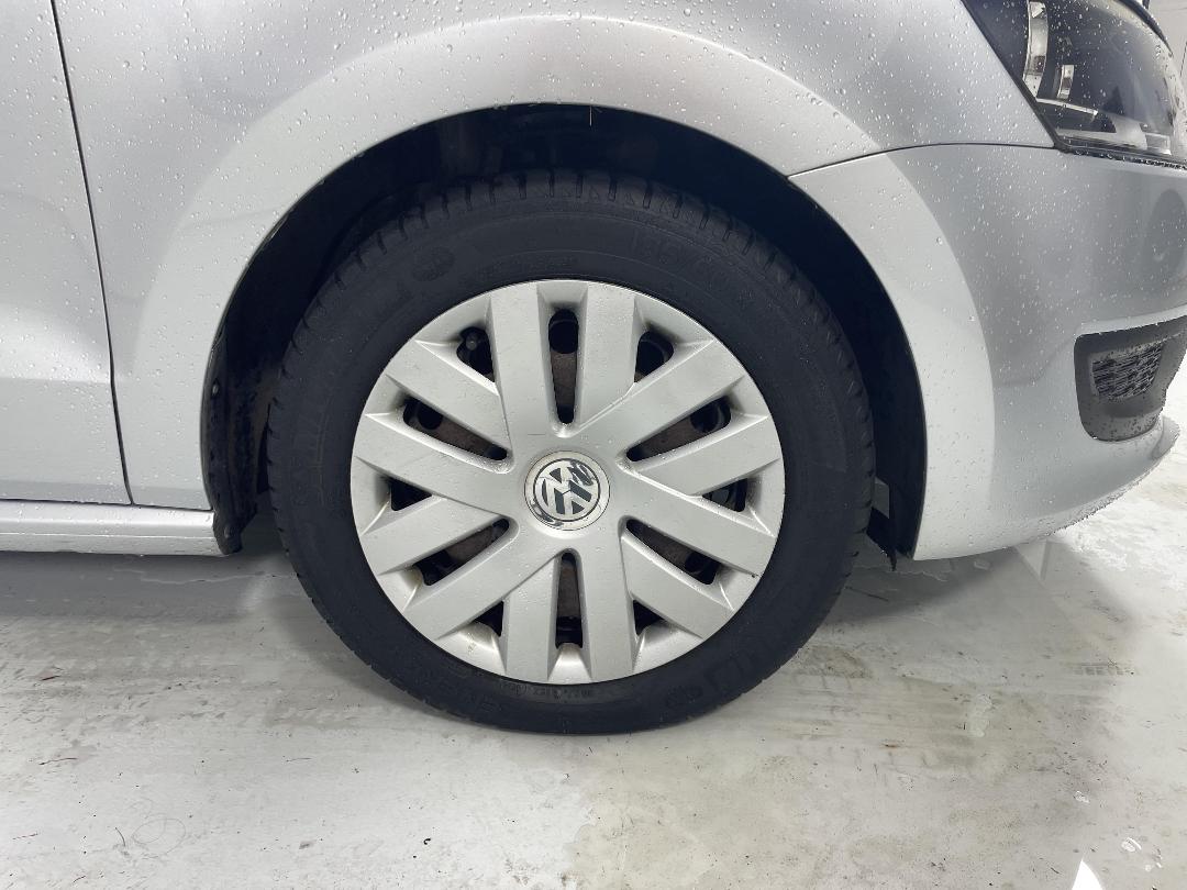 Photo '9' of Volkswagen Polo Photo '9' of Volkswagen Polo