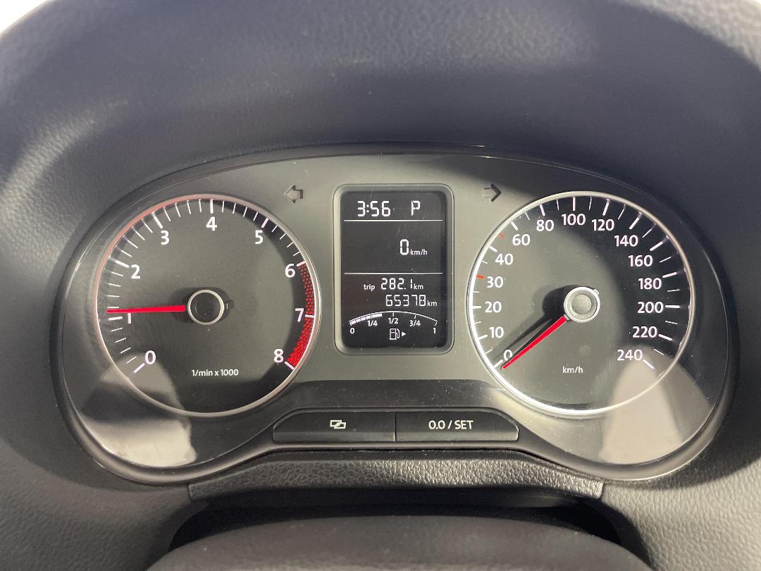 Photo '21' of Volkswagen Polo Photo '21' of Volkswagen Polo