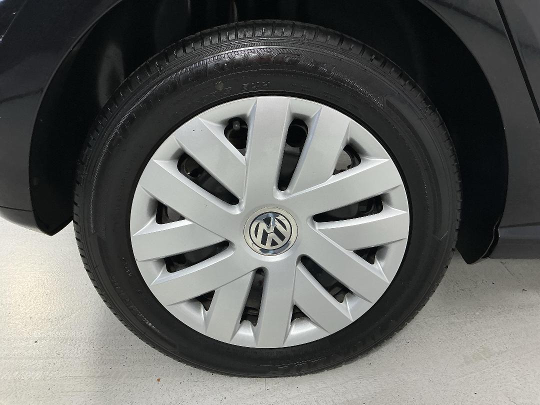 Photo '12' of Volkswagen Polo Photo '12' of Volkswagen Polo