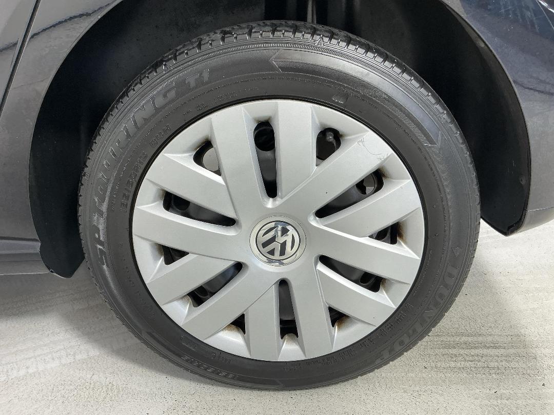 Photo '11' of Volkswagen Polo Photo '11' of Volkswagen Polo