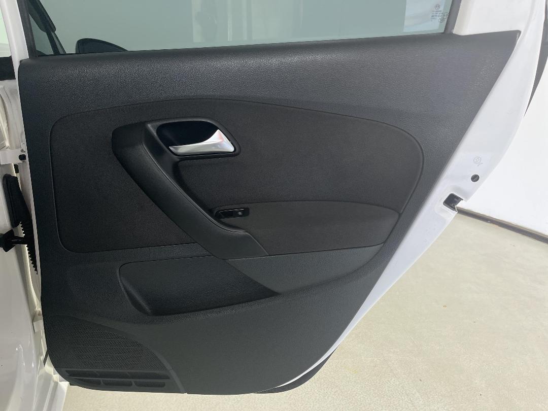 Photo '19' of Volkswagen Polo