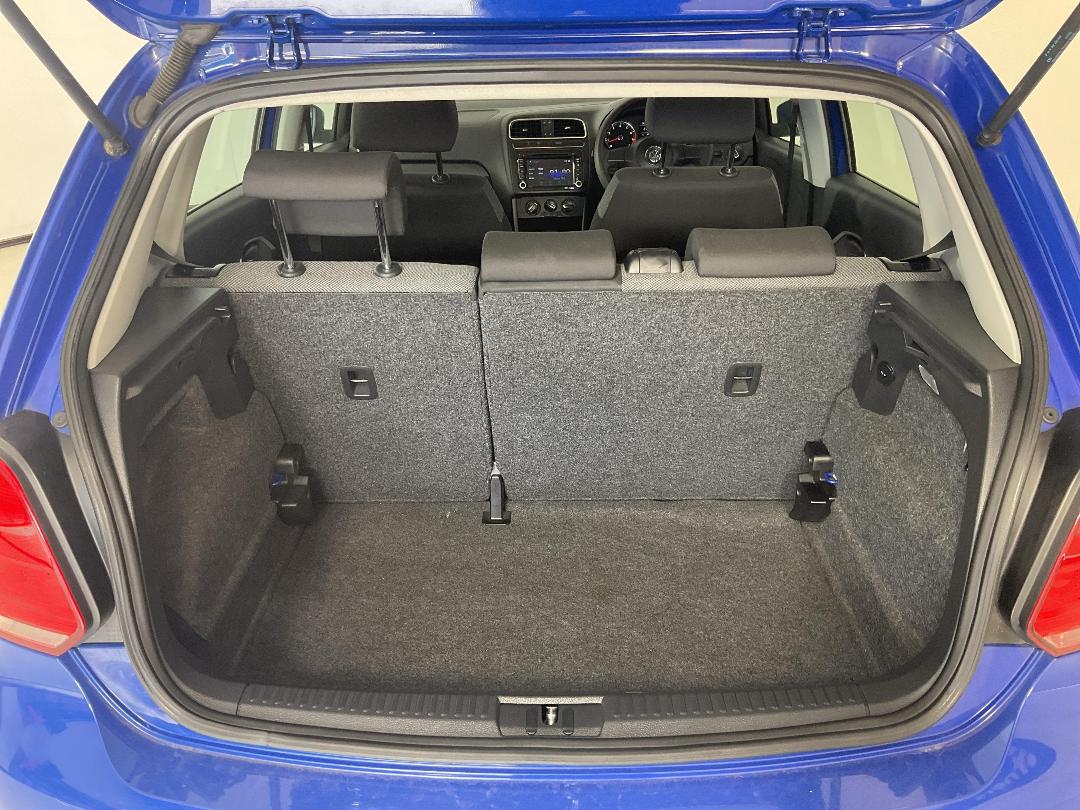 Photo '14' of Volkswagen Polo Photo '14' of Volkswagen Polo