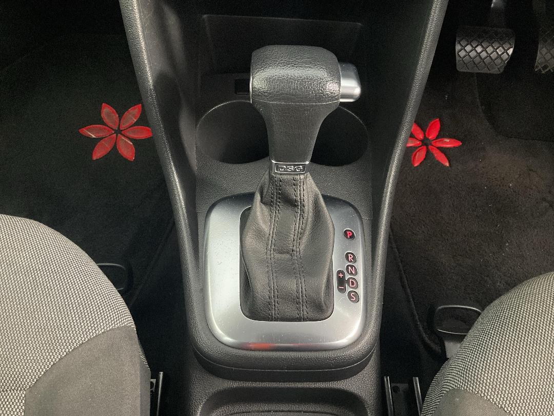 Photo '18' of Volkswagen Polo Photo '18' of Volkswagen Polo