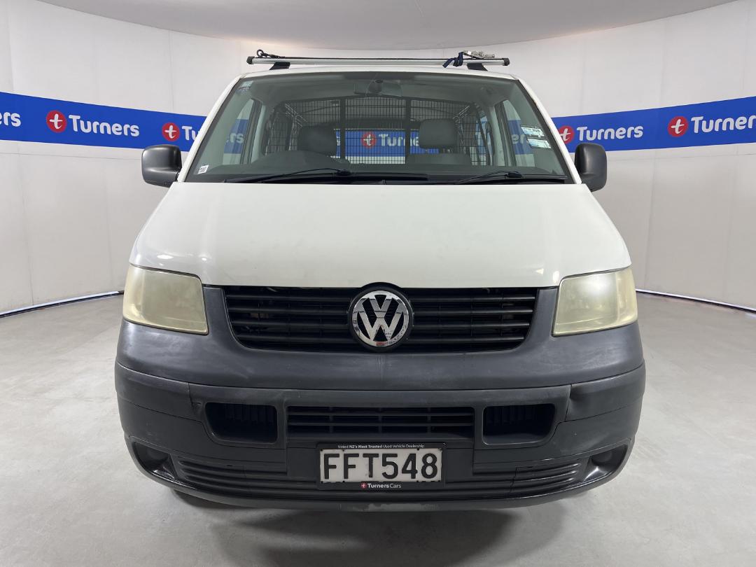 Photo '2' of Volkswagen T5 Photo '2' of Volkswagen T5