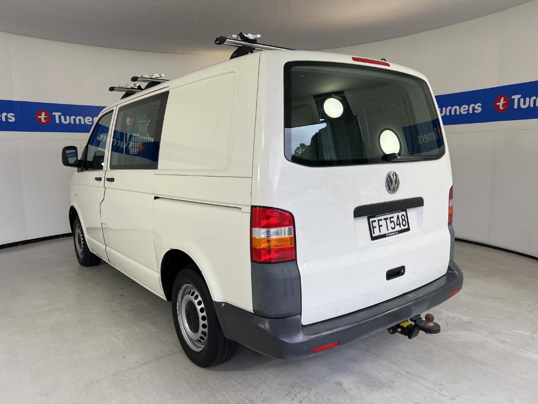 Photo '5' of Volkswagen T5 Photo '5' of Volkswagen T5