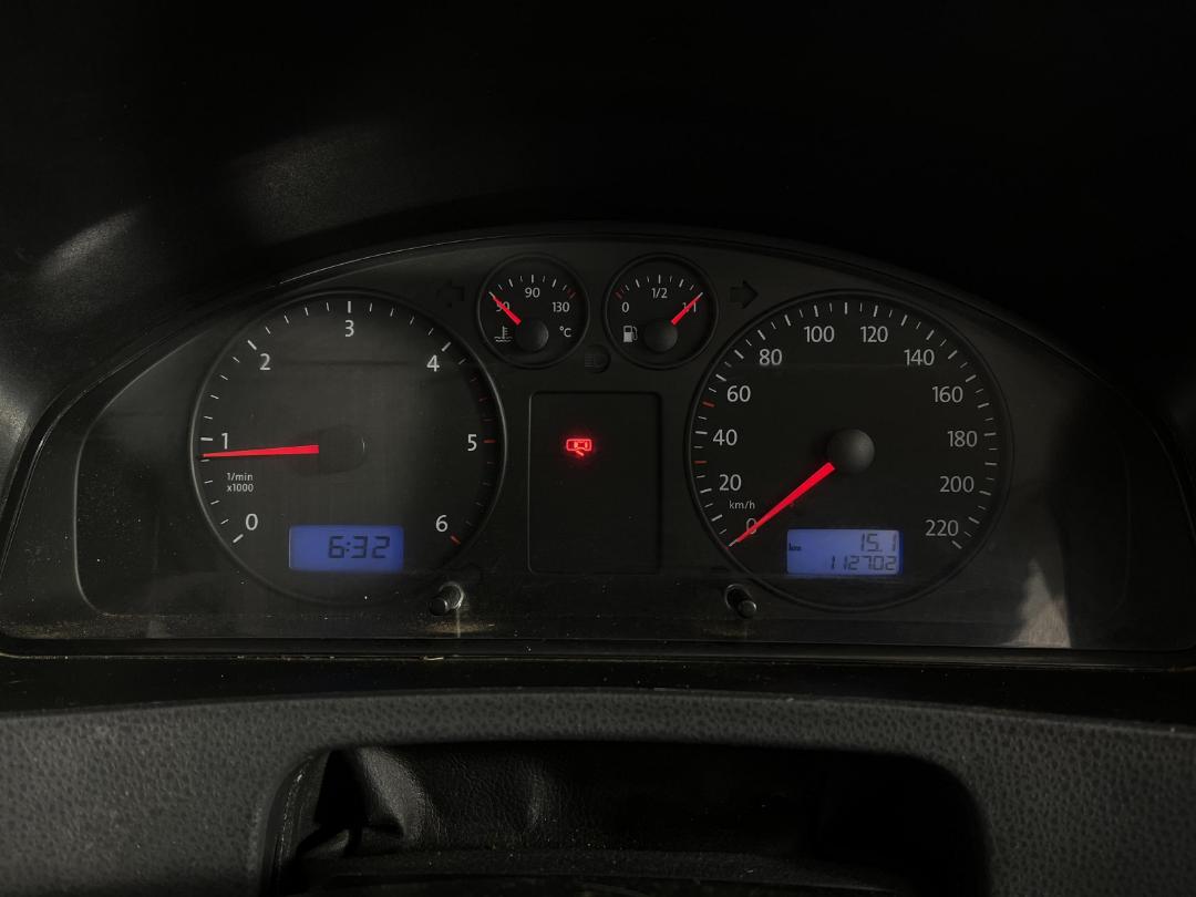 Photo '21' of Volkswagen T5 Photo '21' of Volkswagen T5