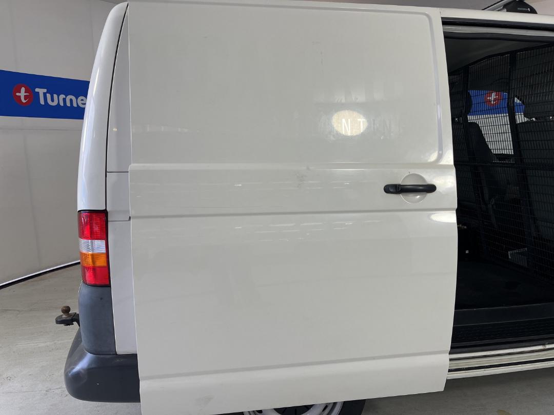 Photo '19' of Volkswagen T5 Photo '19' of Volkswagen T5