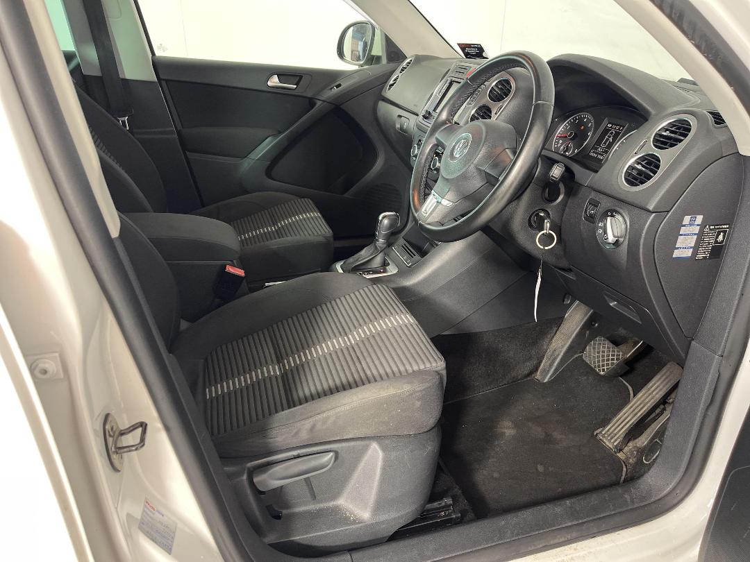 Photo '16' of Volkswagen Tiguan