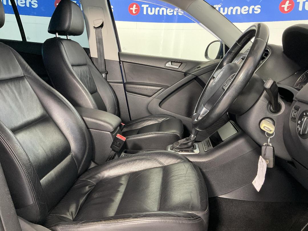 Photo '16' of Volkswagen Tiguan