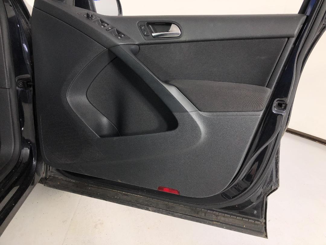 Photo '13' of Volkswagen Tiguan Photo '13' of Volkswagen Tiguan