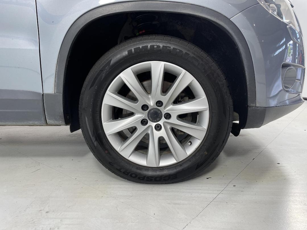 Photo '9' of Volkswagen Tiguan Photo '9' of Volkswagen Tiguan