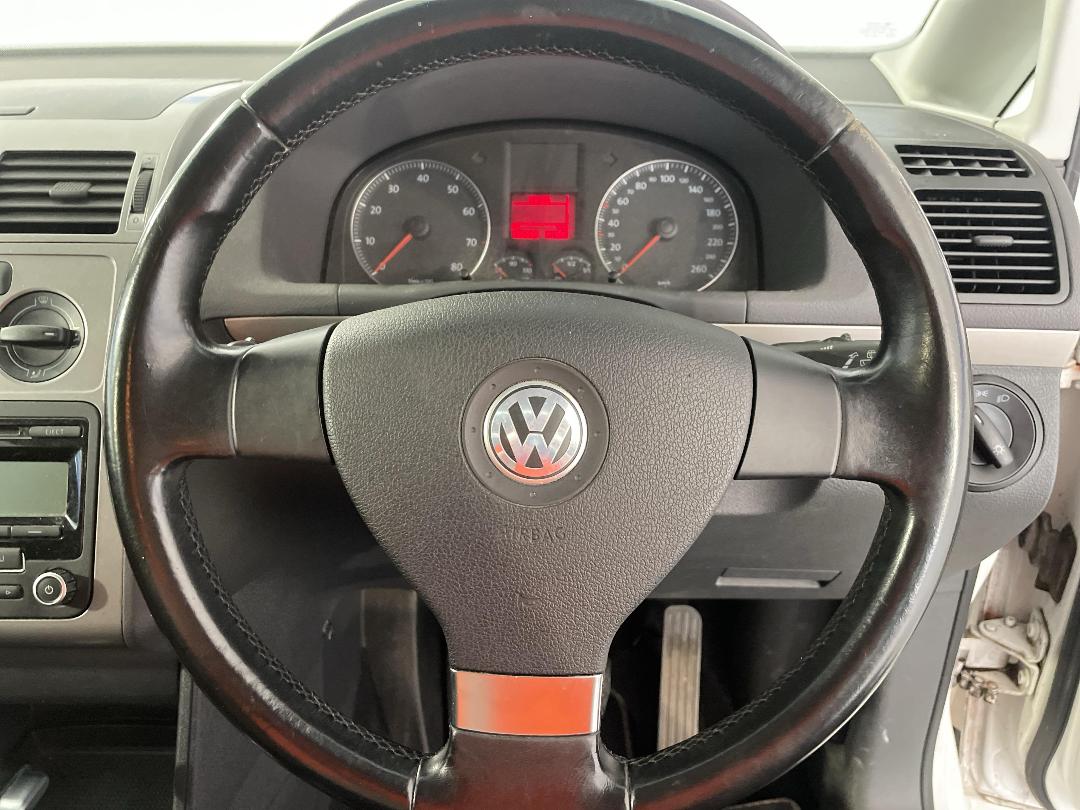 Photo '25' of Volkswagen Touran