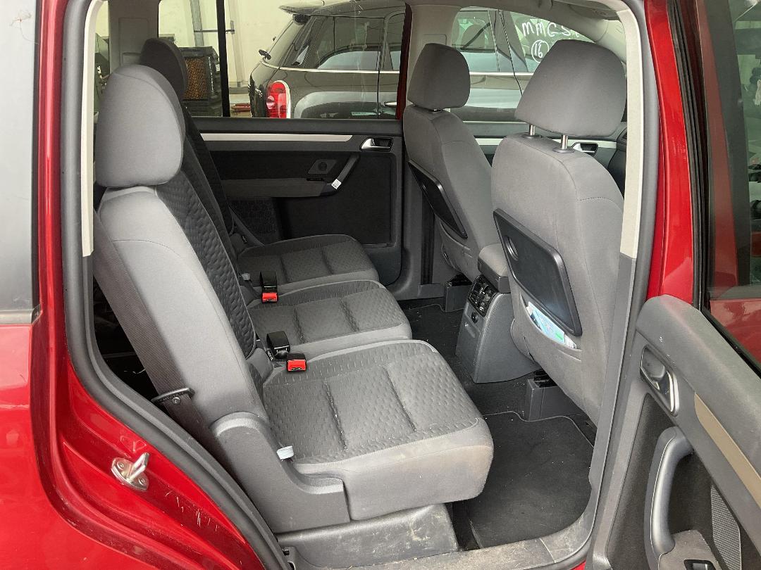 Photo '10' of Volkswagen Touran