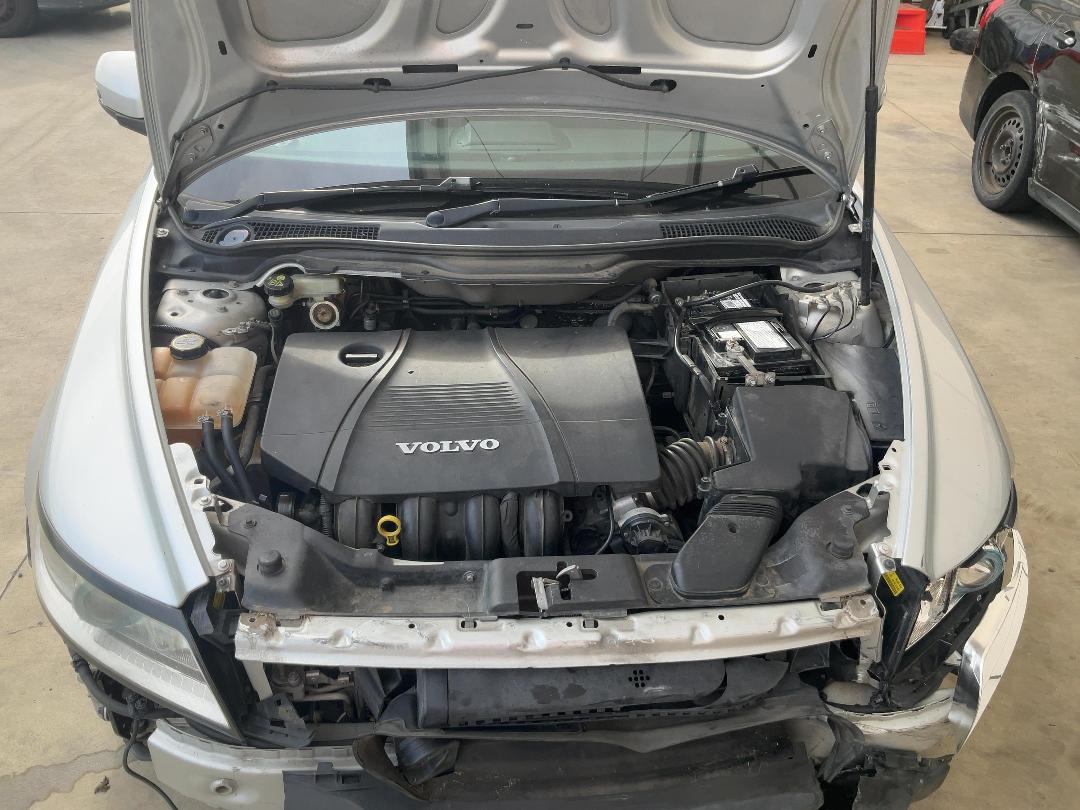 Photo '15' of Volvo V50