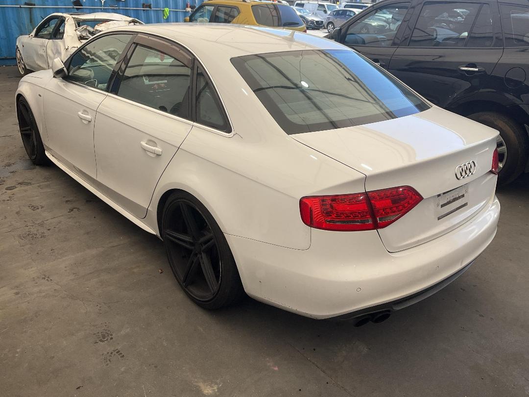 Photo '4' of Audi A4