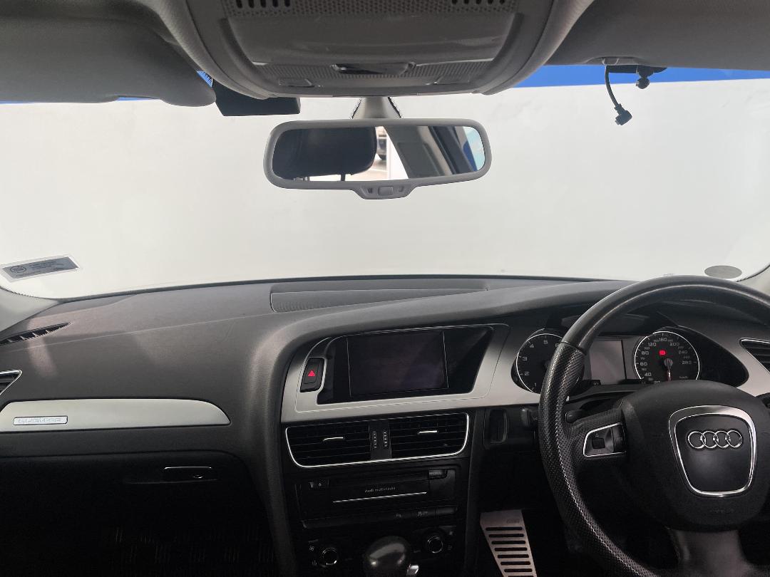 Photo '17' of Audi A4 Photo '17' of Audi A4