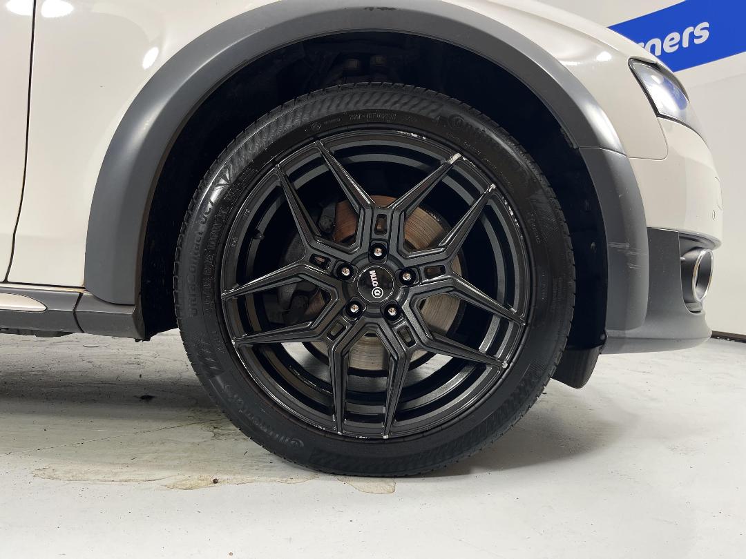 Photo '9' of Audi A4 Photo '9' of Audi A4