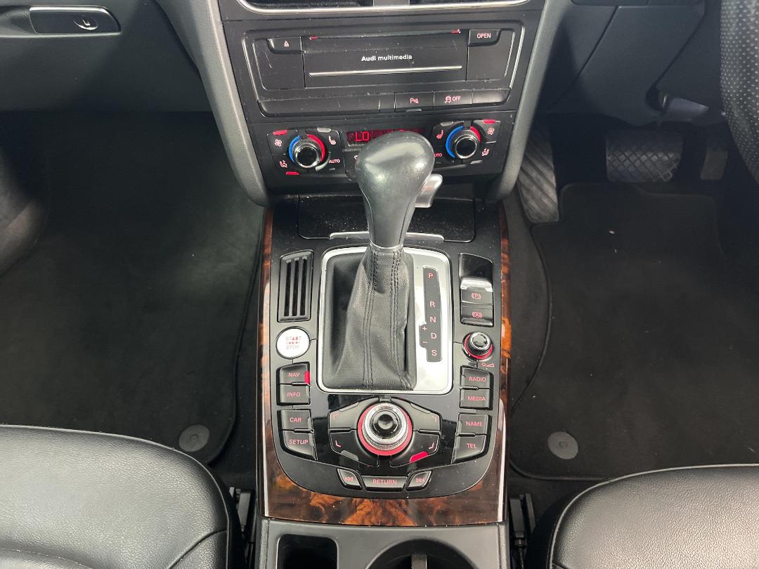 Photo '18' of Audi A4 Photo '18' of Audi A4