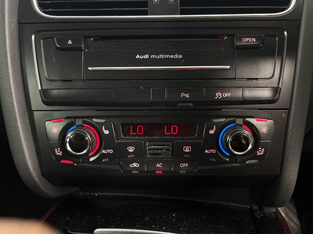 Photo '28' of Audi A4 Photo '28' of Audi A4