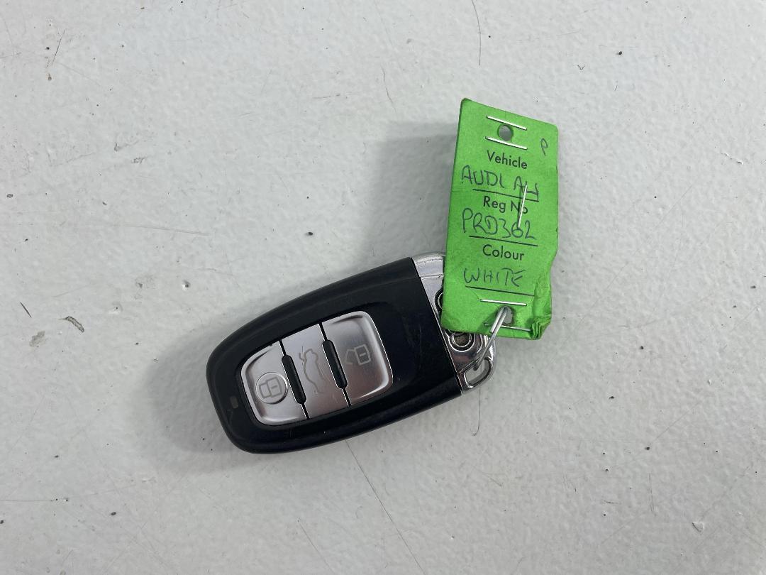 Photo '22' of Audi A4 Photo '22' of Audi A4