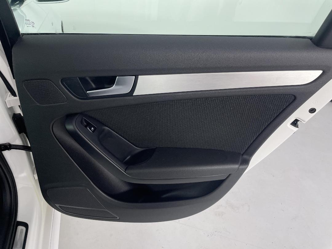 Photo '19' of Audi A4 Photo '19' of Audi A4