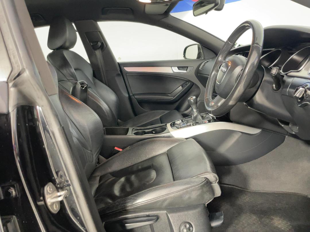 Photo '16' of Audi A5 Photo '16' of Audi A5