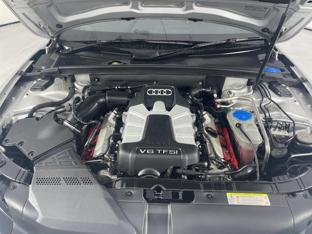 Photo '13' of Audi S5 Photo '13' of Audi S5