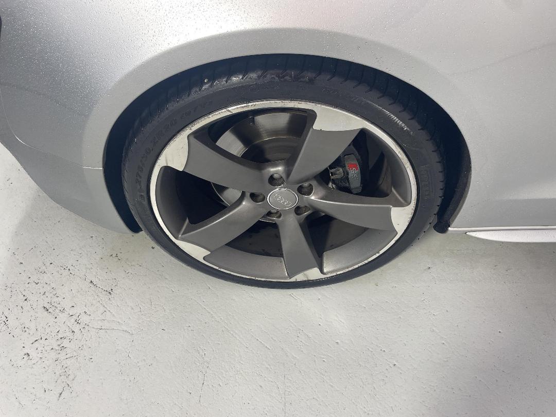 Photo '10' of Audi S5 Photo '10' of Audi S5