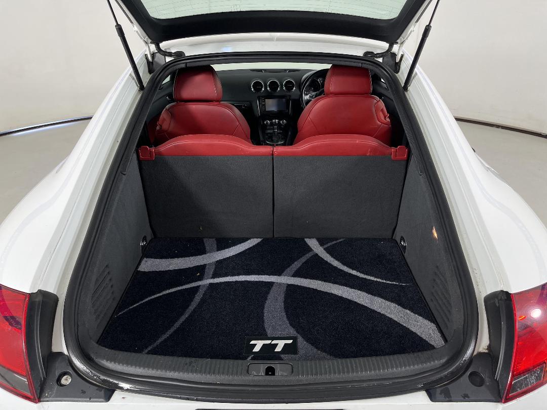 Photo '14' of Audi TT Photo '14' of Audi TT