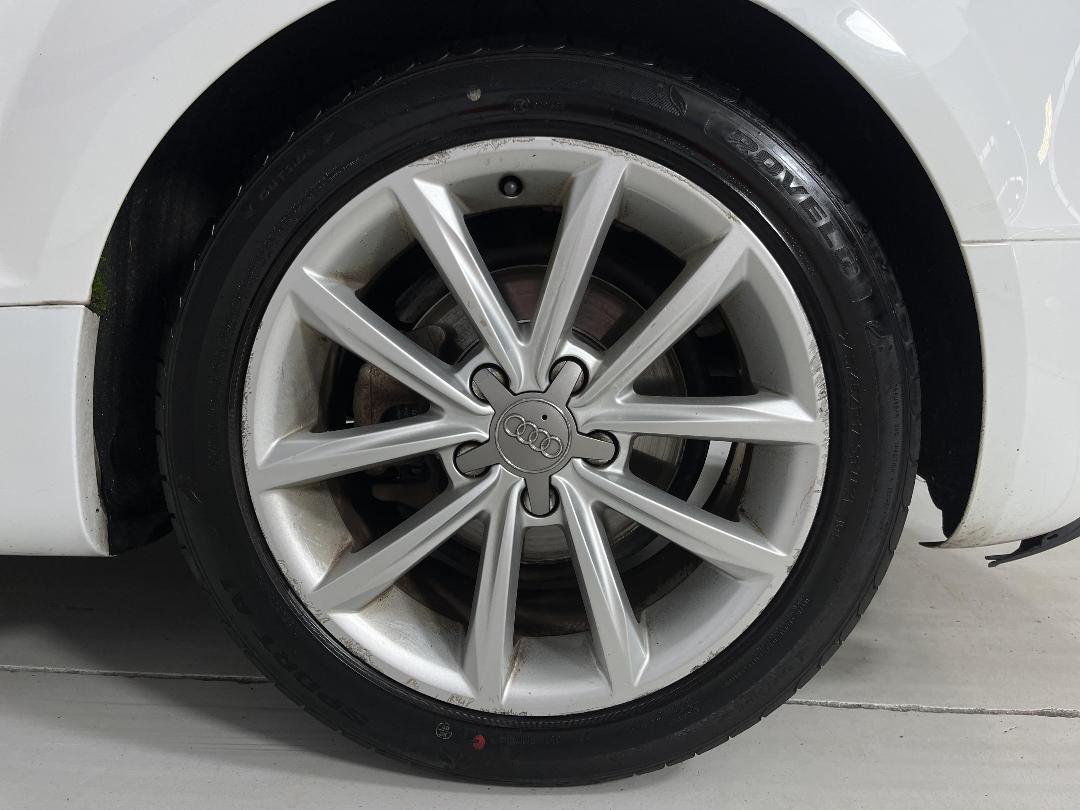 Photo '11' of Audi TT Photo '11' of Audi TT