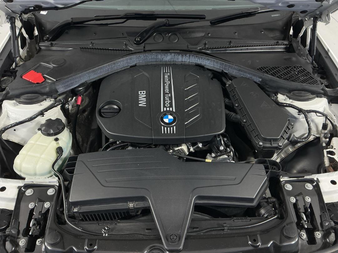 Photo '13' of BMW 1 Series Photo '13' of BMW 1 Series