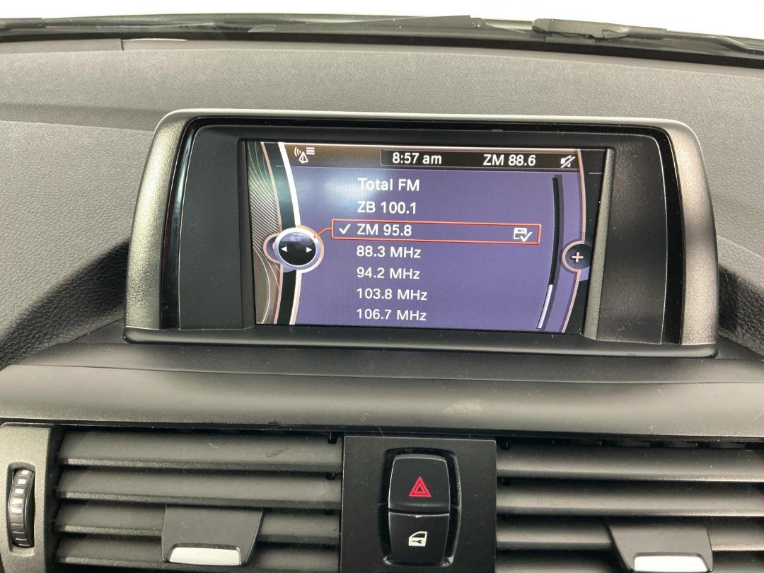 Photo '24' of BMW 1 Series Photo '24' of BMW 1 Series