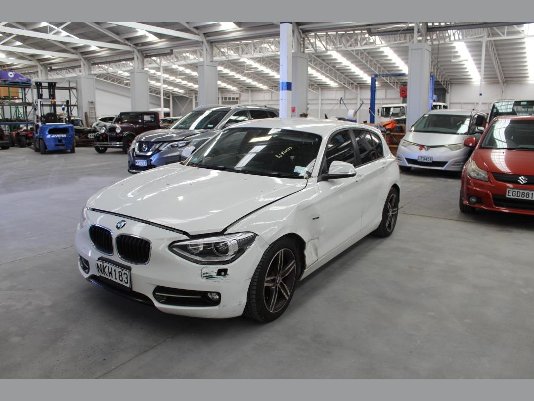 Photo '3' of BMW 116I Sport