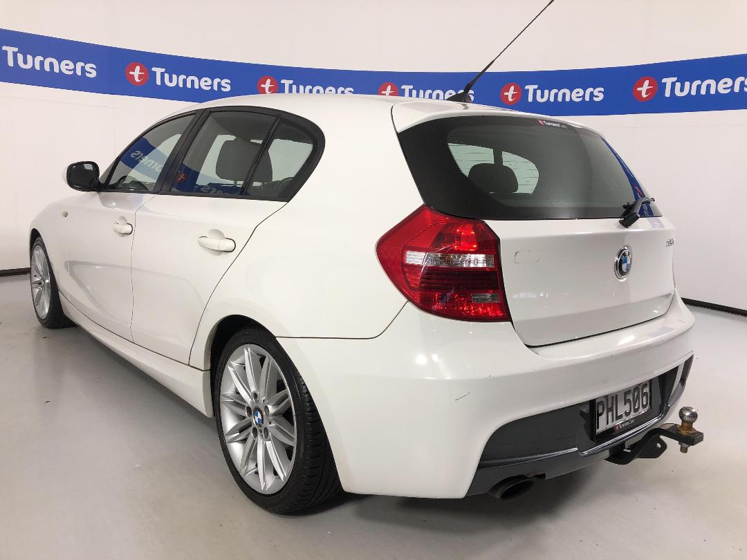 Photo '5' of BMW 120I Photo '5' of BMW 120I