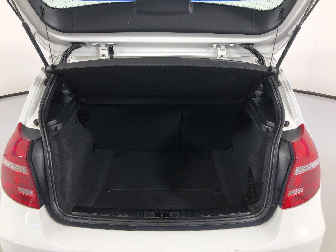 Photo '14' of BMW 120I Photo '14' of BMW 120I