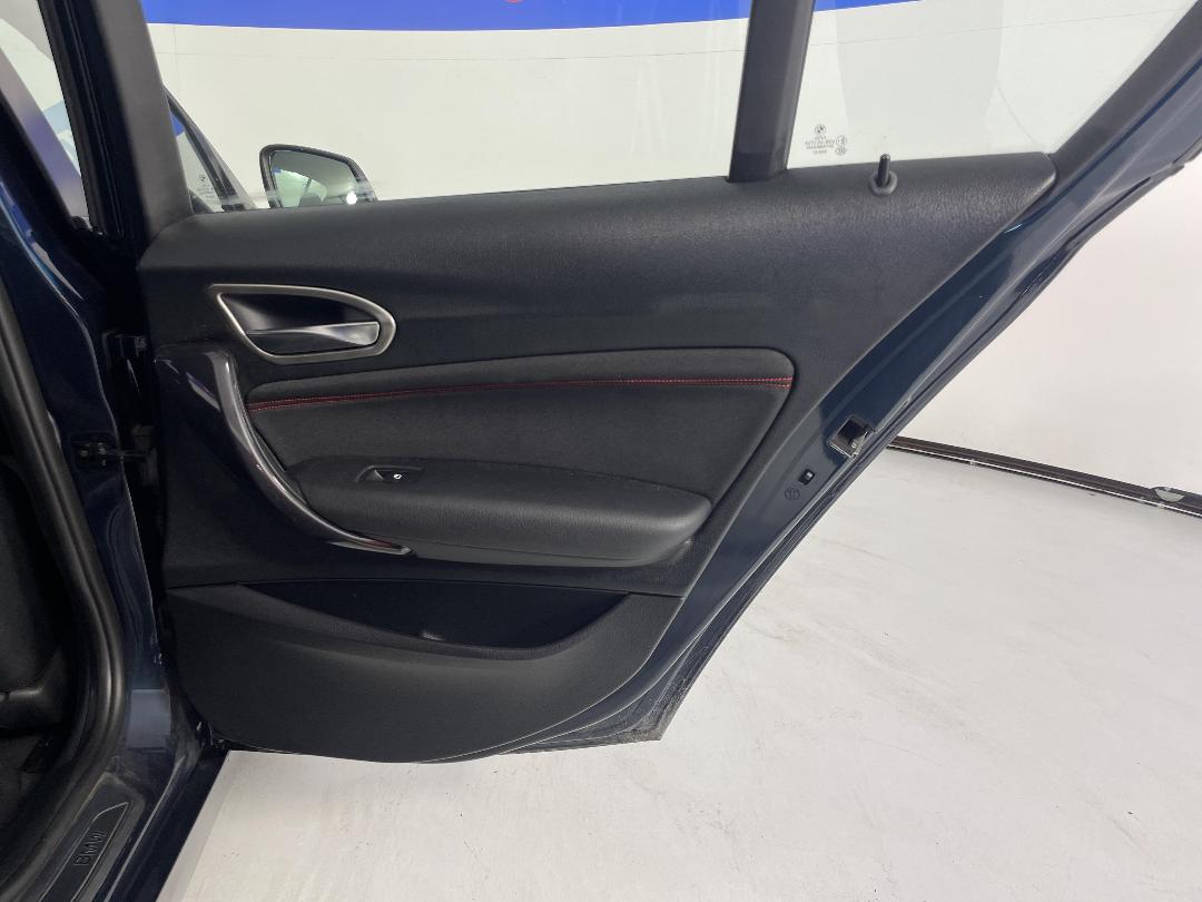 Photo '19' of BMW 120I