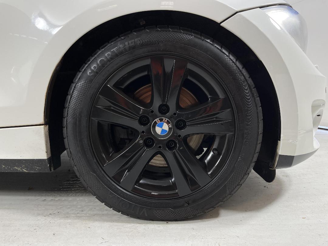 Photo '9' of BMW 120I