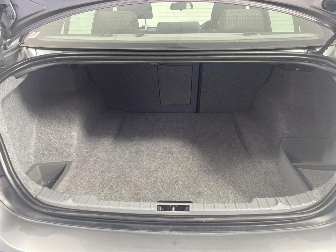 Photo '14' of BMW 3 Series