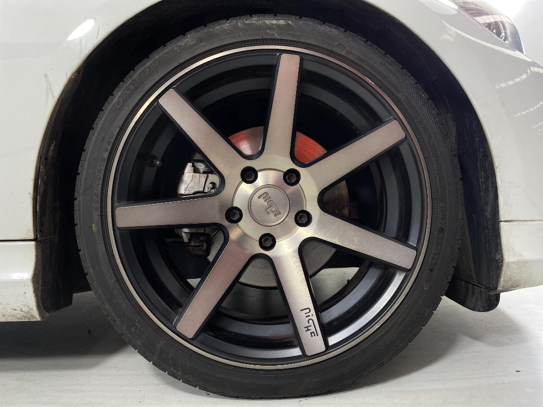 Photo '7' of BMW 320I Photo '7' of BMW 320I