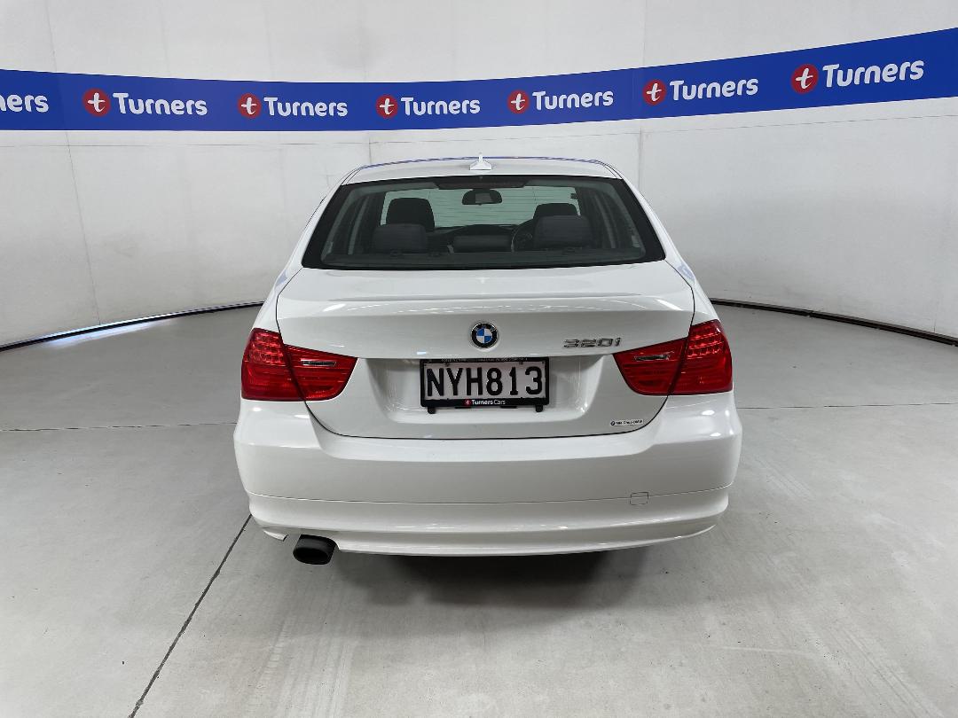 Photo '5' of BMW 320I Photo '5' of BMW 320I