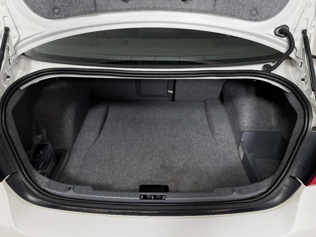 Photo '12' of BMW 320I Photo '12' of BMW 320I