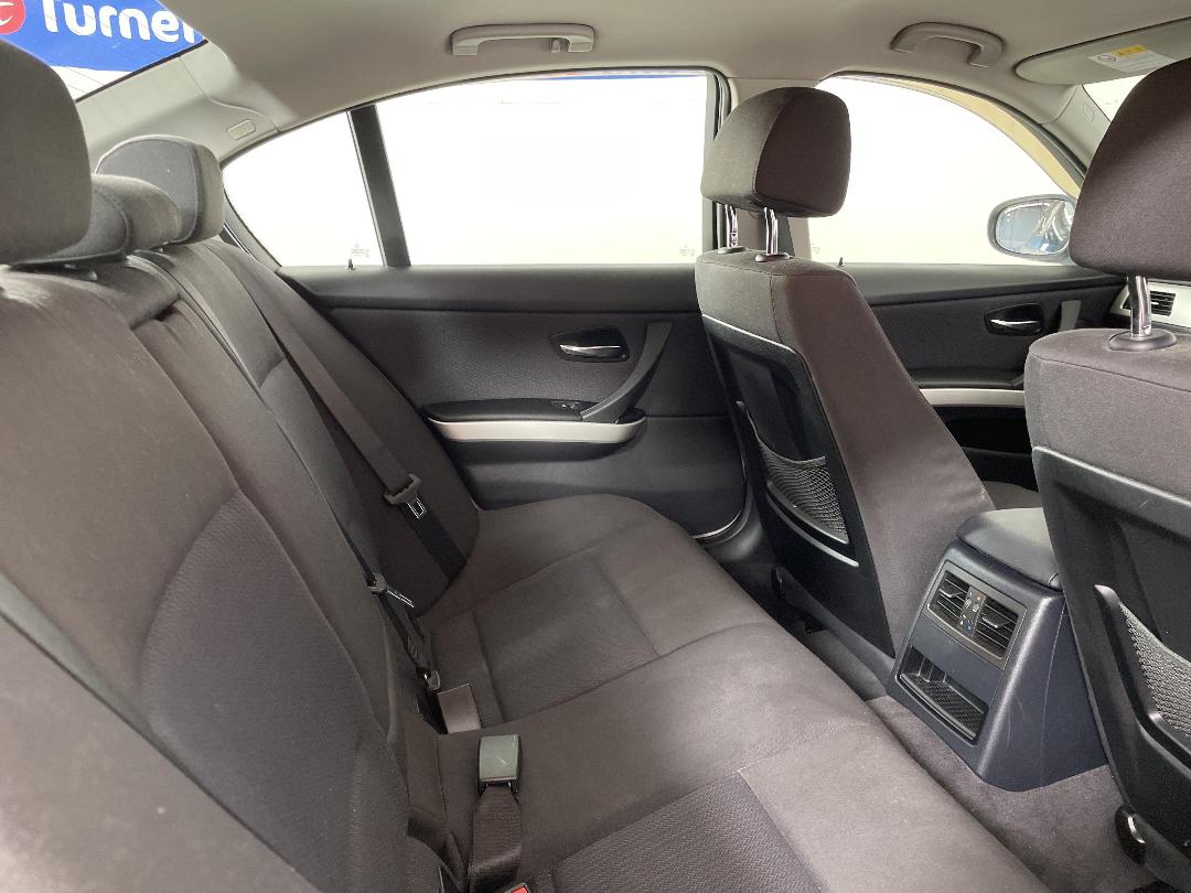 Photo '18' of BMW 320I Photo '18' of BMW 320I