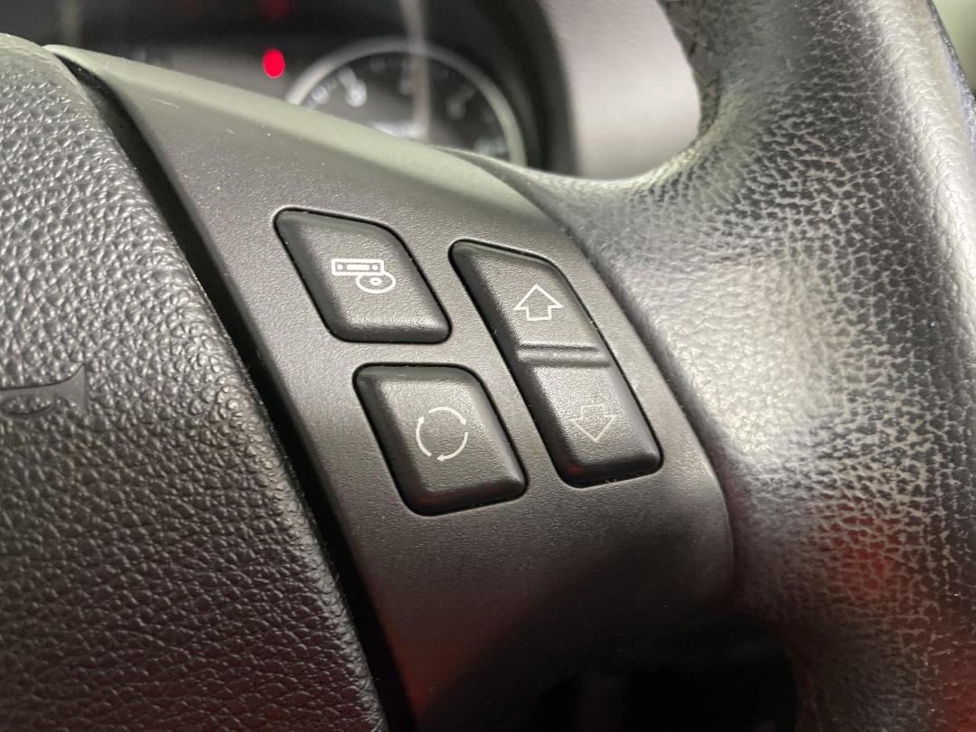 Photo '22' of BMW 320I Photo '22' of BMW 320I