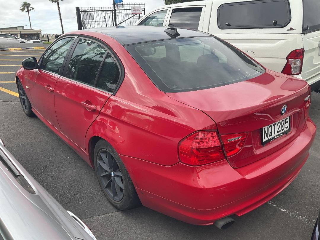 Photo '6' of BMW 320I Photo '6' of BMW 320I