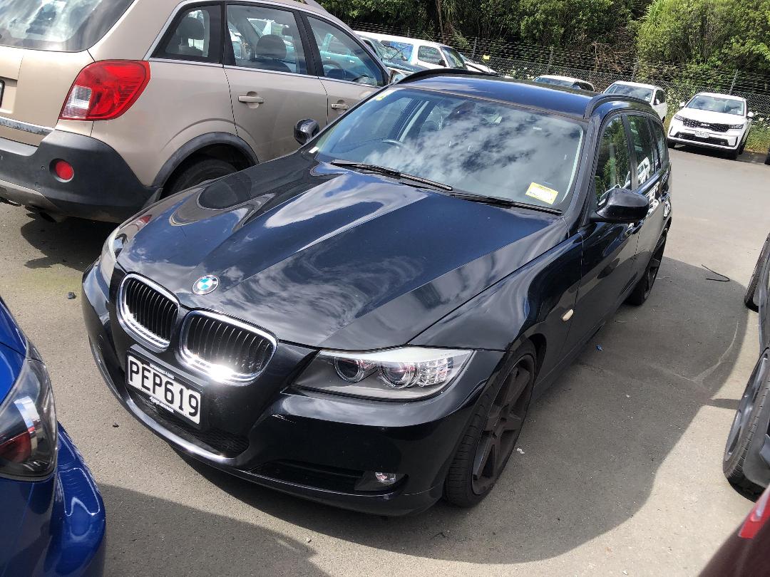 Photo '3' of BMW 320I Touring Photo '3' of BMW 320I Touring