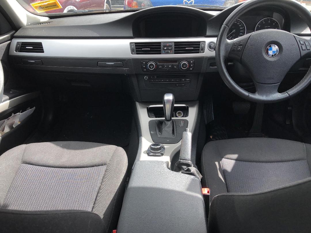 Photo '17' of BMW 320I Touring Photo '17' of BMW 320I Touring