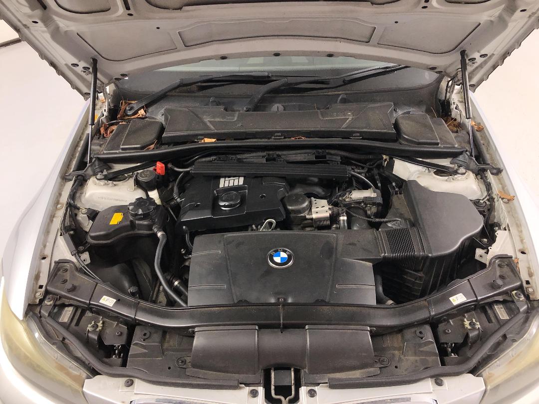 Photo '13' of BMW 320I